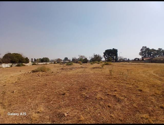 19,757M² VACANT LAND FOR SALE IN RIVERSDALE